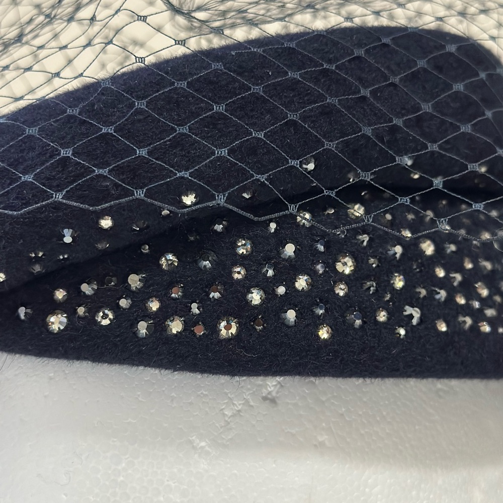 Diva blue Rabbit Hair pillbox hat with a net veil and rhinestone embellishment - Picture 8 of 12